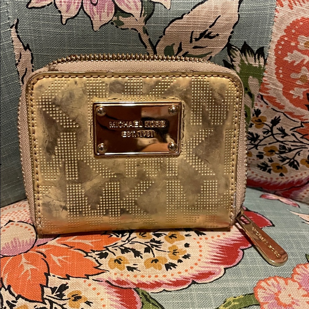 Michael Kors Metallic Gold Zip Wallet